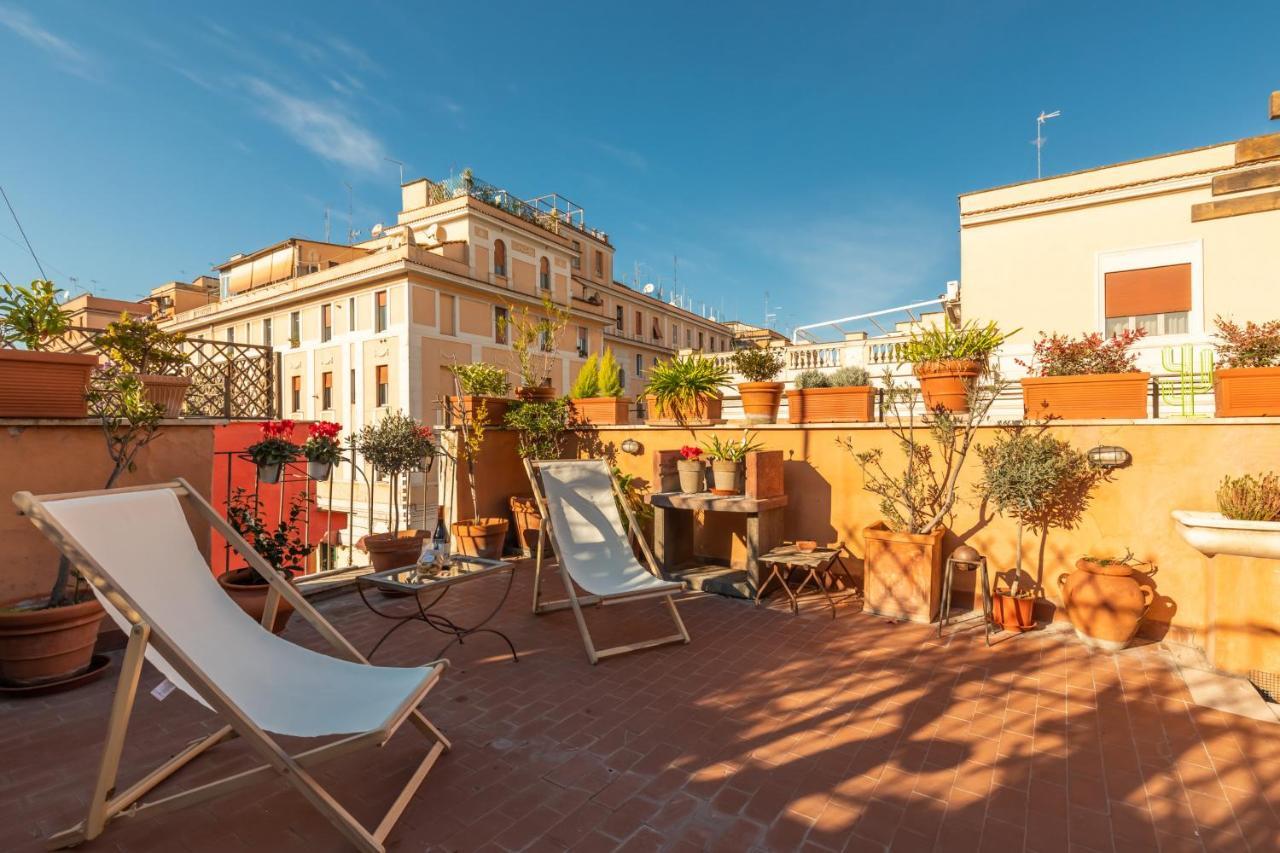 Bright And Comfy Terraced Apartment In Trastevere Рим Экстерьер фото