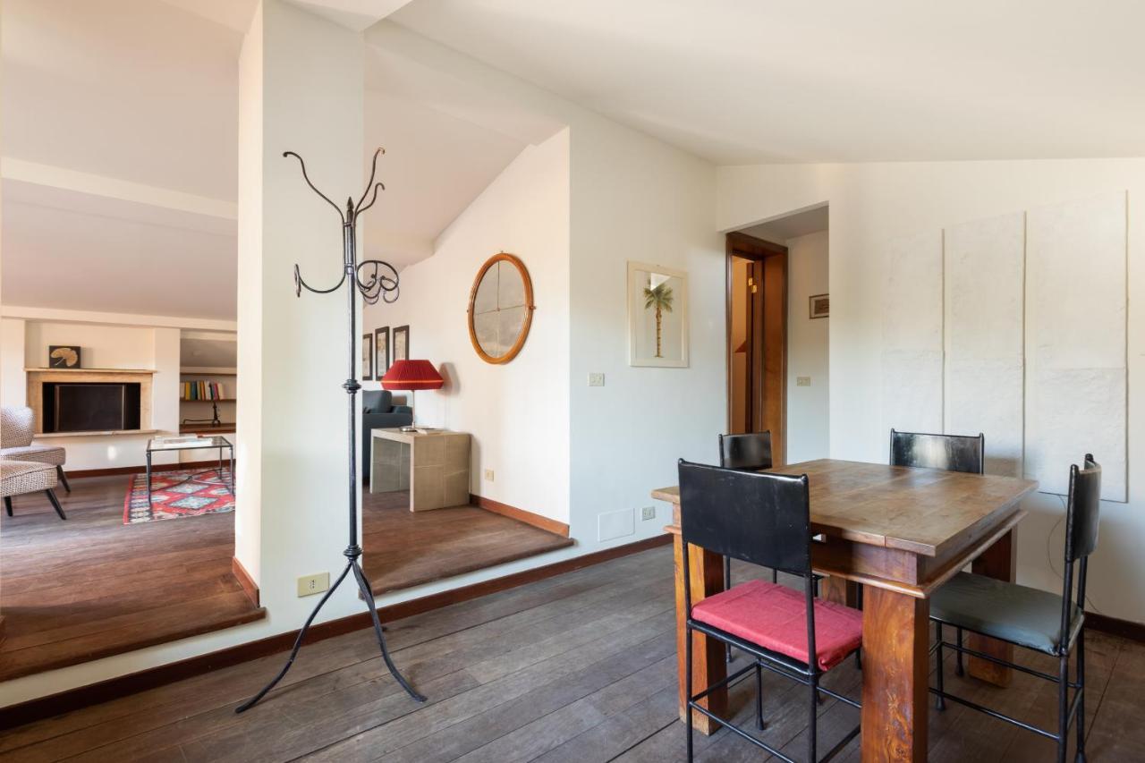 Bright And Comfy Terraced Apartment In Trastevere Рим Экстерьер фото