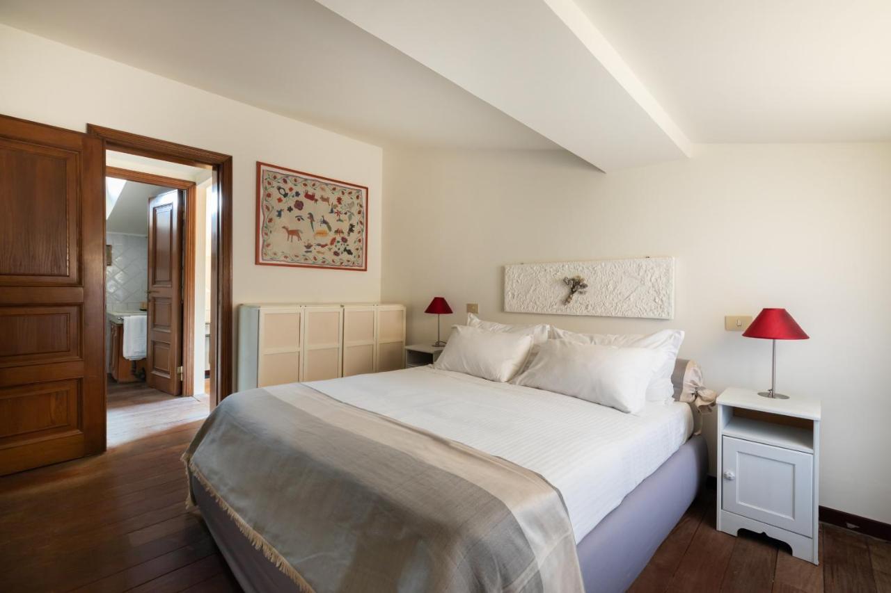 Bright And Comfy Terraced Apartment In Trastevere Рим Экстерьер фото