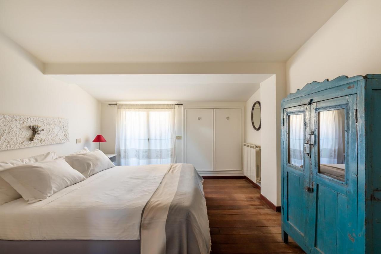 Bright And Comfy Terraced Apartment In Trastevere Рим Экстерьер фото